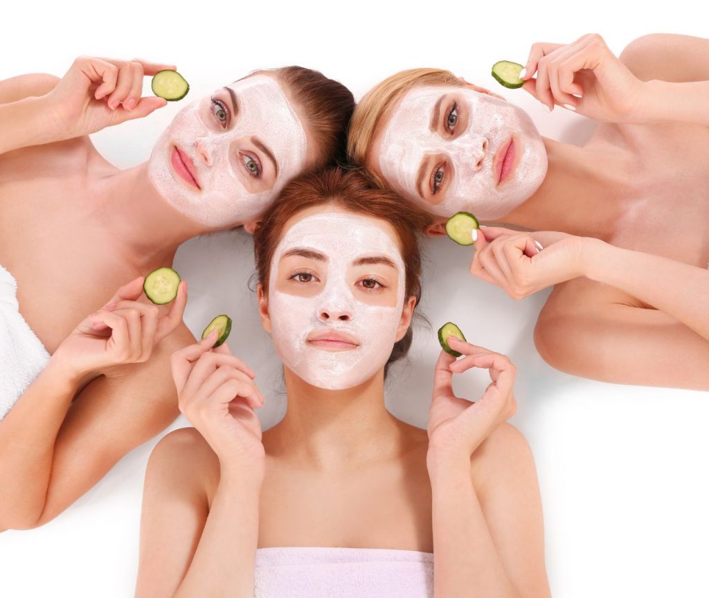 Variedad tipos de mascarillas faciales