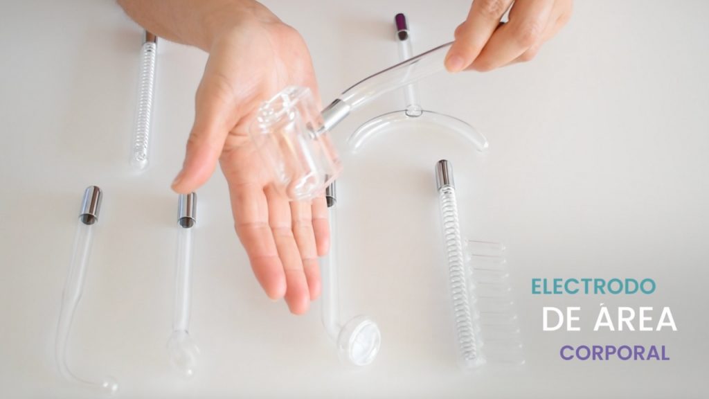 Electrodo de rodillo para tratamientos corporales en abdomen, glúteos y muslos.