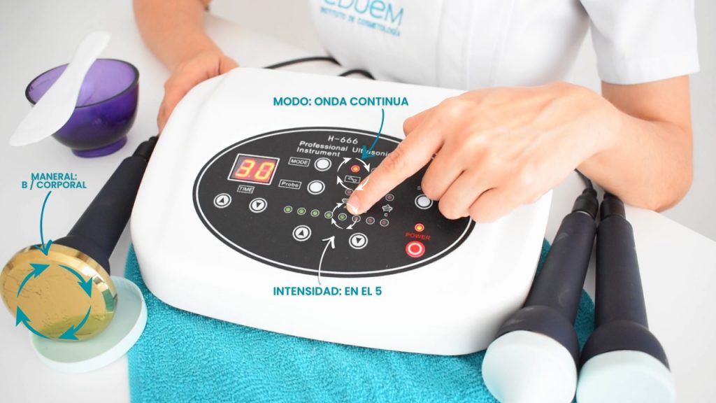 Configuración de ultrasonido en modo continuo con intensidad ajustada para estrías abdominales