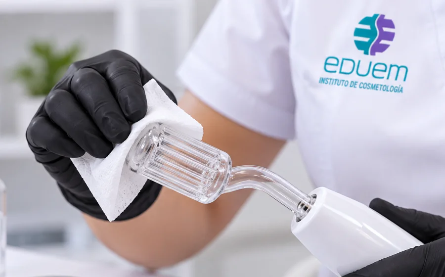 Proceso de desinfección adecuado de electrodo.